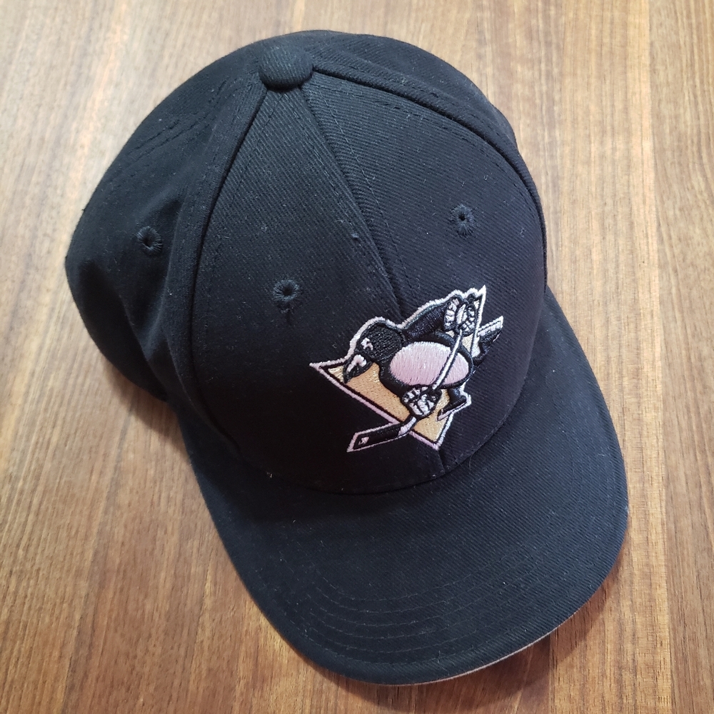 Pittsburgh Penguin's Cap